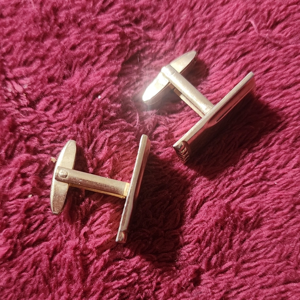 Vintage Foster Elegant Gold Tone Cufflinks